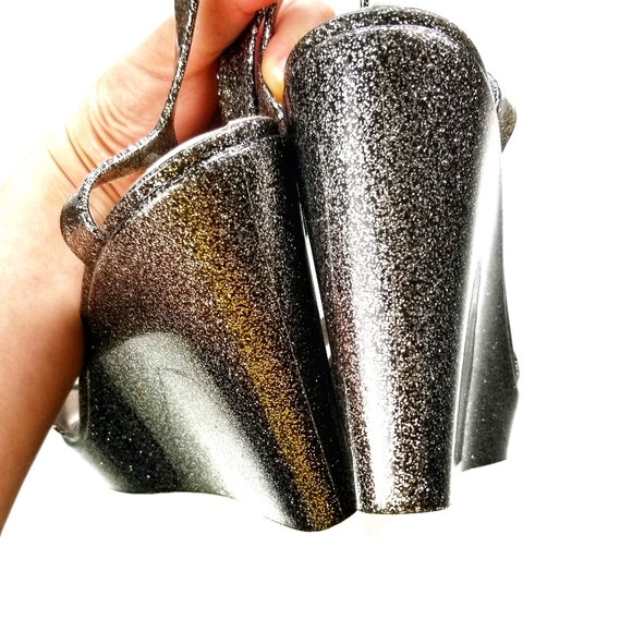Qupid Glitter Platform Wedges - Picture 3 of 9